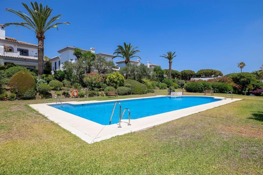 Holiday home Marbella, Close To The Beach, Shared Pool, 5 Bedrooms *